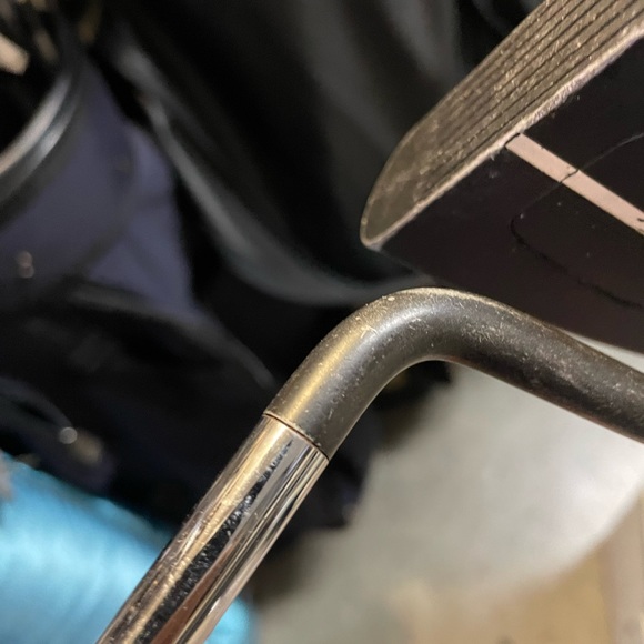 Rare vintage Pearl golf putter in right handed 
Steel shaft 35 - Picture 8 of 9